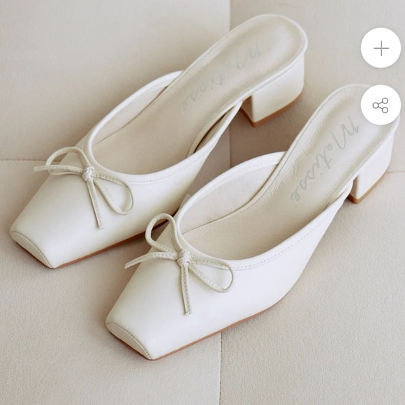 BASILIO HEELED MULE - Picture 2 of 7